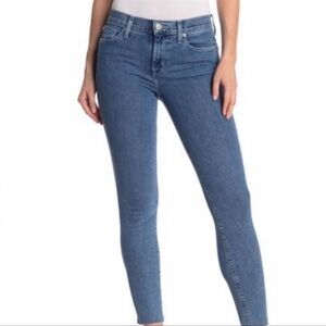 Hudson - Natalie Super Skinny - Light Wash Jeans - Distressed Hem
